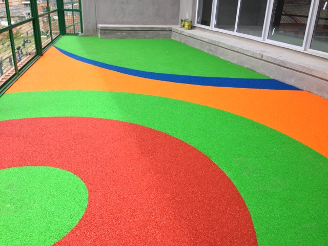 Piso en Parque infantil fundido en sitio